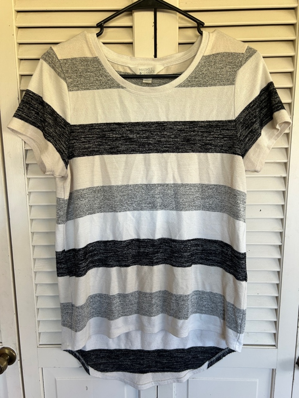 Stitch Fix Market & Spruce Bold Striped Short-Sleeve Scoop Tee - White and Gray